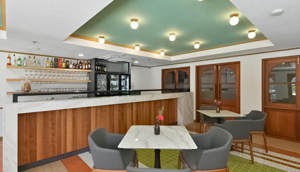 هتل آسترا ساتورن بانکوک